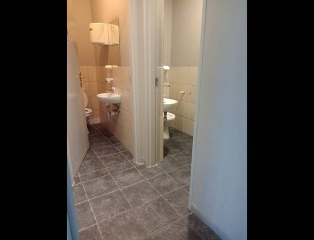 OFFICE PROPERTY TO RENT IN WOODMEAD